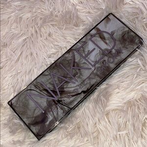 Urban Decay Smoky Eyeshadow Palette